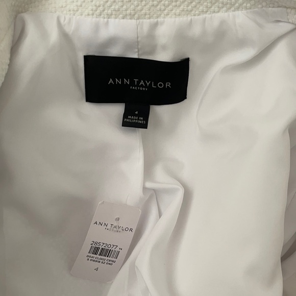 Ann Taylor White Textured One Button Blazer - Picture 8 of 9
